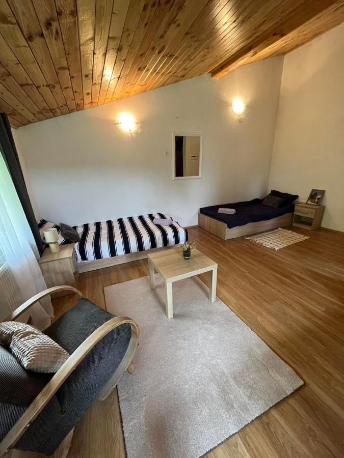 Rooms Ljubenko Karlovac Bagian luar foto