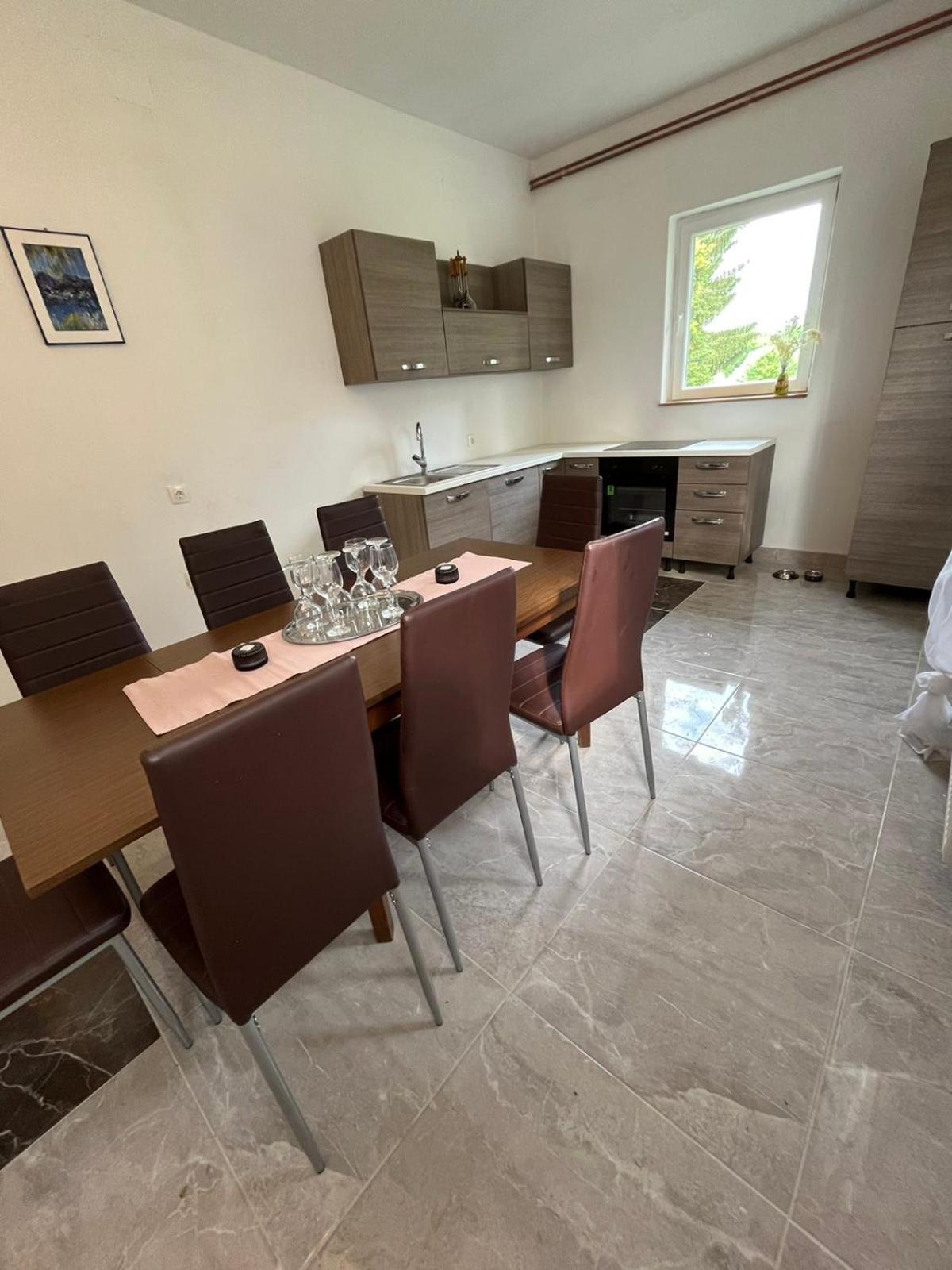 Rooms Ljubenko Karlovac Bagian luar foto